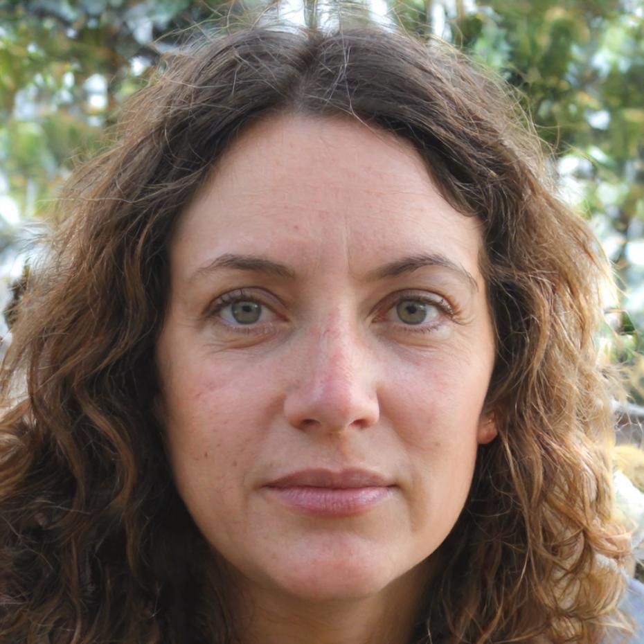 Lieselotte Brennan - Compliance und Regulierung Spezialistin